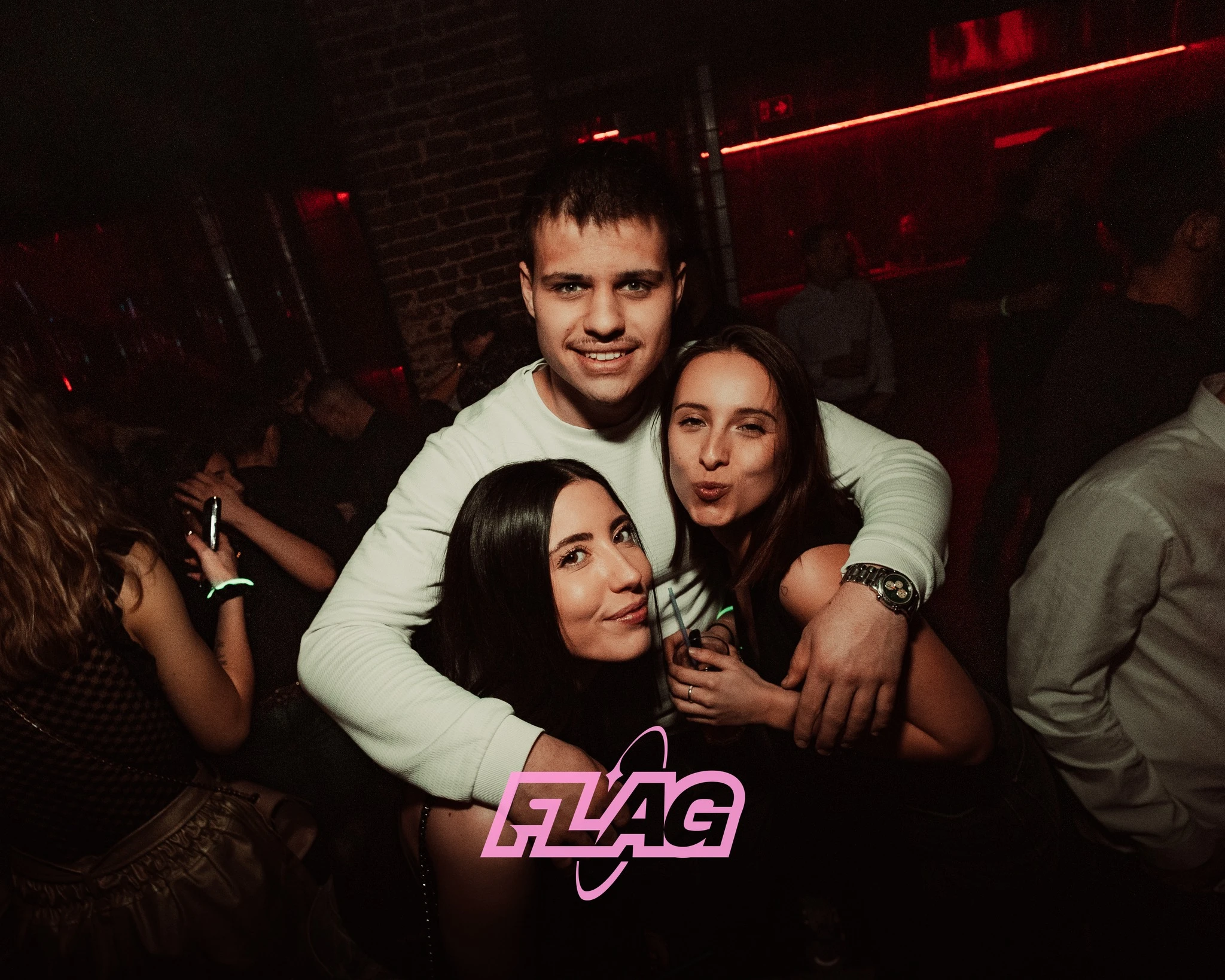 Rires en trio sur la piste